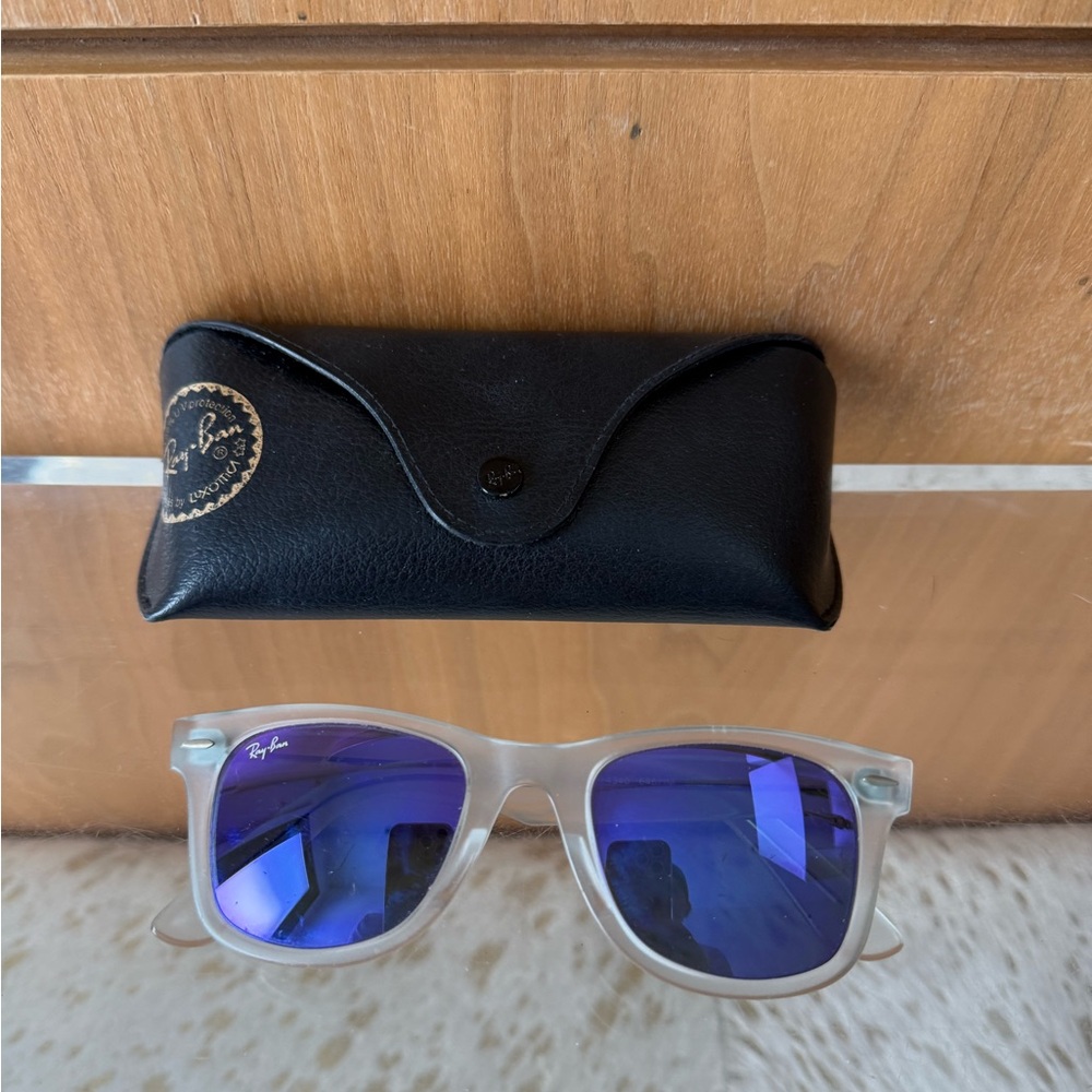 Pre-Loved Kids Ray-Ban Wayfarers with Mirrored Purple Sunglasses